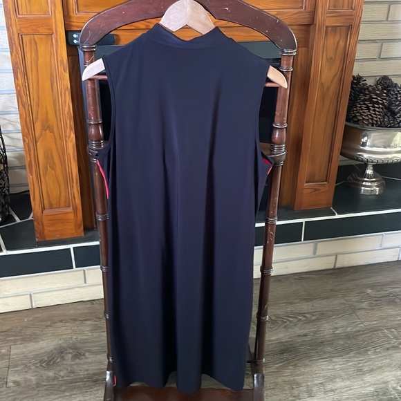 GOLF DRESS, size L - Picture 3 of 3